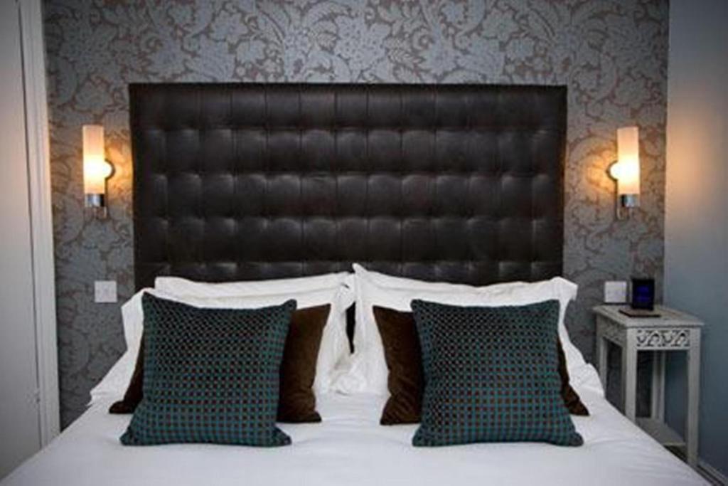 The Bijou Hotel Harrogate Szoba fotó