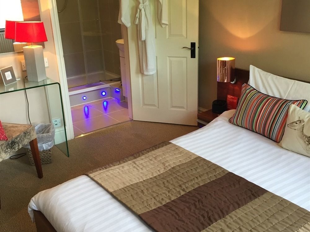 The Bijou Hotel Harrogate Kültér fotó